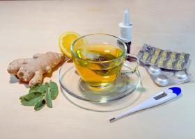 Remedii naturale pentru răceală și gripă – ceaiuri, siropuri și ritualuri blânde de vindecare în sezonul rece