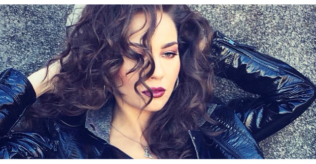 Kamelia, pe primele locuri in topurile muzicale din Bulgaria si Turcia