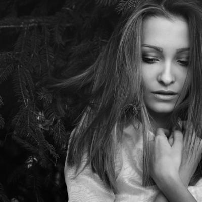 Ia-ti adio de la oamenii care te-au ranit. Nu au ce cauta in viata ta