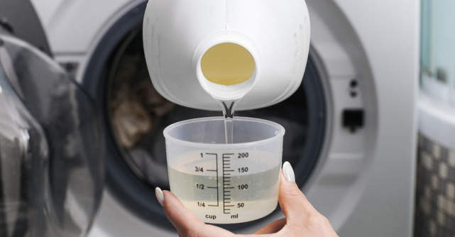 Ghid actual: cum alegi cel mai bun detergent profesional pentru rufe în hoteluri și spălătorii industriale 