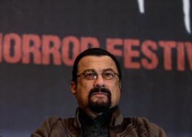 Anchetă de amploare în Ucraina privind o rețea de trafic de arme. Steven Seagal, menționat în dosarele autorităților