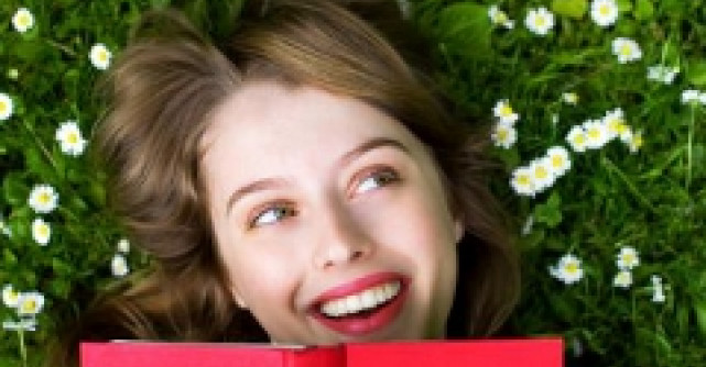 Barbatul de 100 de ani care a sarit pe fereastra si a disparut