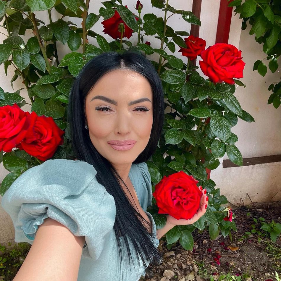 Andreea Mantea, în lacrimi la trecerea dintre ani: 2024 a fost un an plin de încercări...