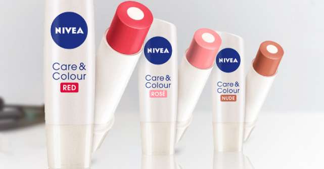 Hidratare si culoare cu noua gama de balsamuri de buze NIVEA Care&Colour!