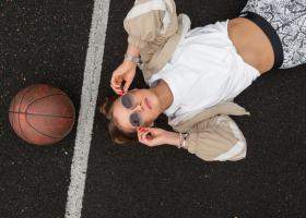 Sport & Chic: Cum hainele athleisure devin mai elegante în acest sezon