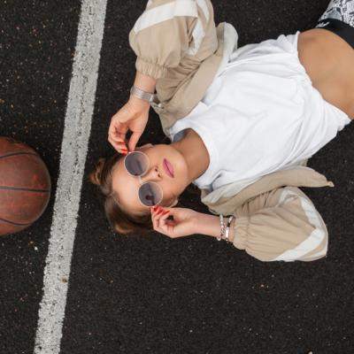 Sport & Chic: Cum hainele athleisure devin mai elegante în acest sezon