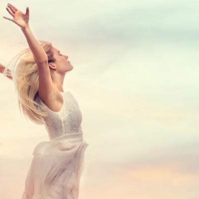 Cele 5 obiceiuri ale celor mai fericite persoane pe care le cunosti