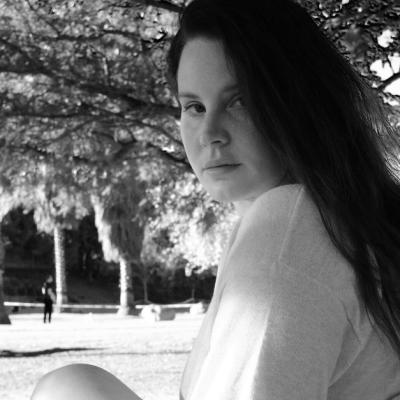 Lana Del Rey a lansat single-ul 'A&W'