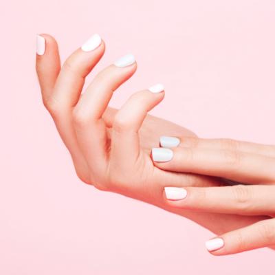 5 produse de îngrijire a unghiilor care nu trebuie să îți lipsească