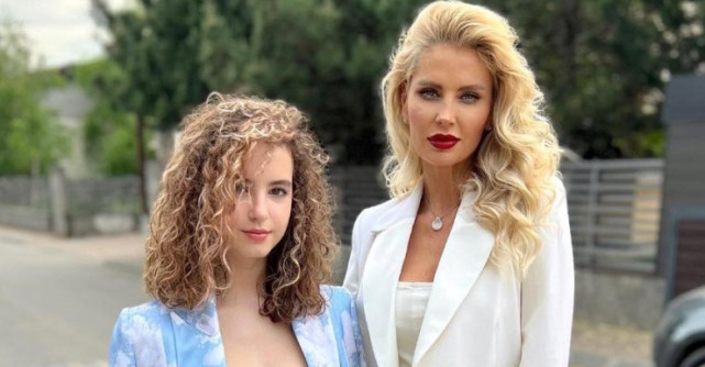 Andreea Bănică și-a implicat familia în afacerea de la malul mării. Cum a câștigat fiica ei primii bani?