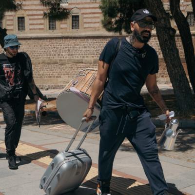 Autostopul, misiune imposibilă pentru Connect-R și Shift la Asia Express: 'Ni s-a dublat dimensiunea picioarelor'