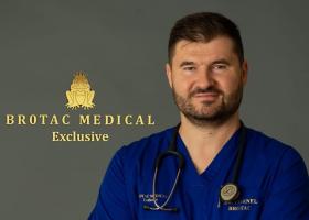 Scolioza la copii. Evoluția după 2 ani de terapie consecventă – FOTO