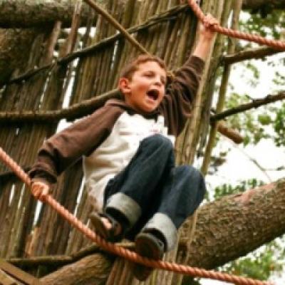 Video: El este cel mai scund om din lume