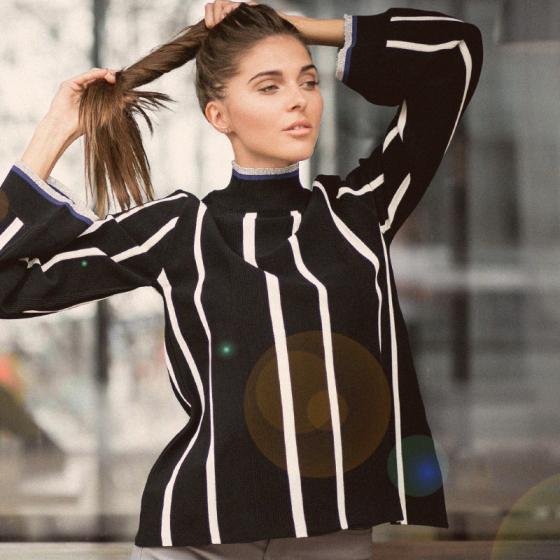 Bluze care avantajeaza silueta: aceste topuri te fac sa pari mai slaba