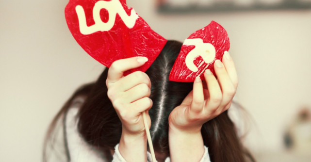 Teama de abandon. Cum iti afecteaza viata de cuplu?