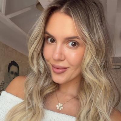 Emily Burghelea a dat lovitura! A plecat din România cu Andrei și cei trei copii: Ne mutăm în altă țară! Unde începe noua lor
