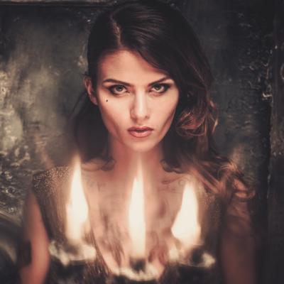 Top 3 celebritati care au cochetat cu puterea ocultului