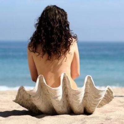 Secretele naturiste de frumusete ale zeitei Afrodita