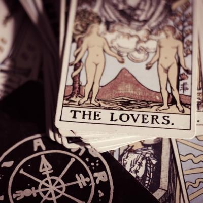 Previziuni 2015: ce prezic cartile de tarot pentru fiecare zodie	