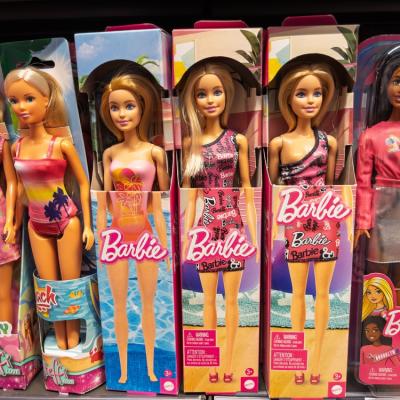 S-a lansat prima păpușă Barbie cu autism. Cum arată jucăria adorată de mii de copii, care vrea să promoveze incluziunea
