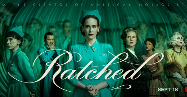 Ce bine arăți astăzi, Mildred! Sarah Paulson joacă rolul principal în Ratched, disponibil din 18 septembrie pe Netflix