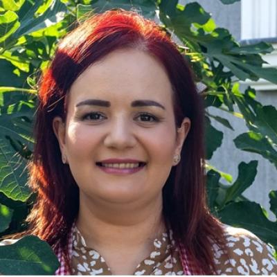 Jamila, povestea unei familii unite dincolo de granițe. Cum reușește creatoarea de conținut să mențină legătura cu părinții 