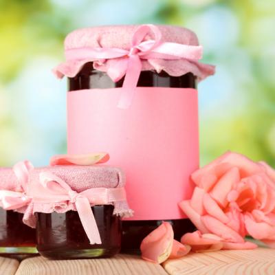 Un rasfat fermecat: Dulceata de trandafiri