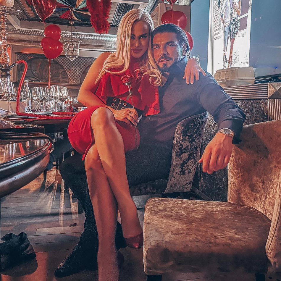 Anda Adam se pregătește de nuntă! Artista va avea 500 de invitați, iar nașii aleși sunt o mare surpriză!