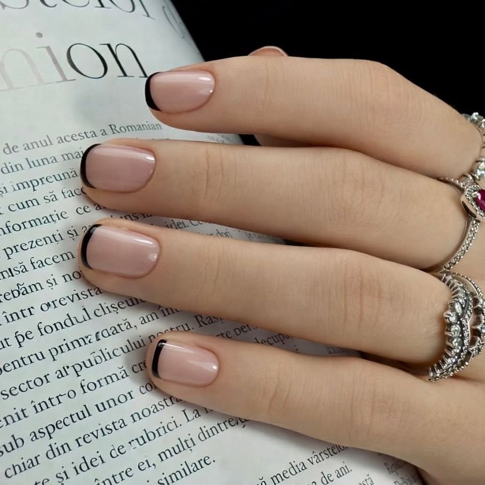 French Manicure 2.0: cum reinventezi un clasic fără să-i pierzi eleganța?