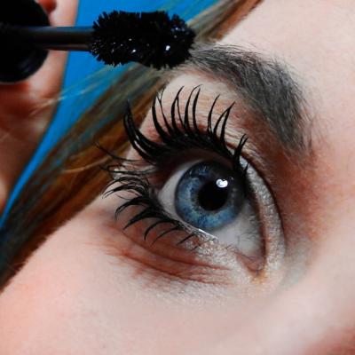 Tot ce trebuie să știi despre vopsirea genelor