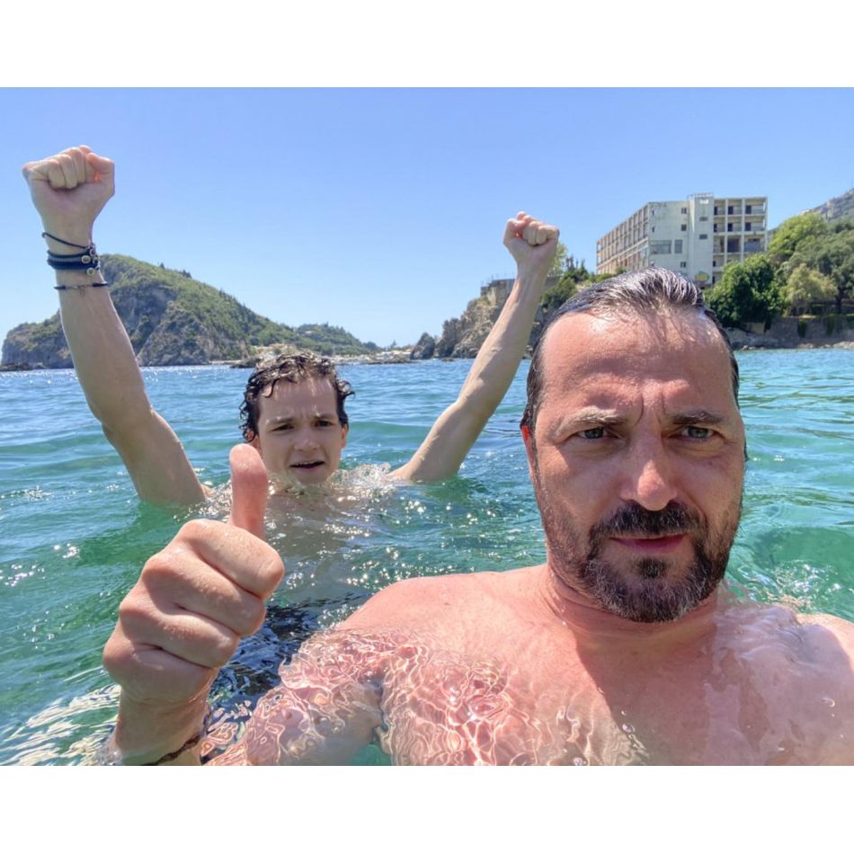 Andrei Aradits, emoții mari pentru examenul de bacalaureat al fiului său! Actorul îl crește singur pe Eric, după divorț