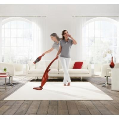 Philips lanseaza aspiratorul vertical DailyDuo 2 in 1
