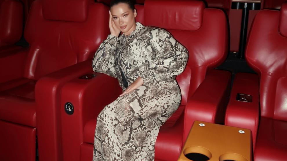 Misha Miller, mai recunoscătoare ca niciodată: a închiriat o sală de cinema doar pentru echipa ei:Nu am cuvinte să le mulțumesc