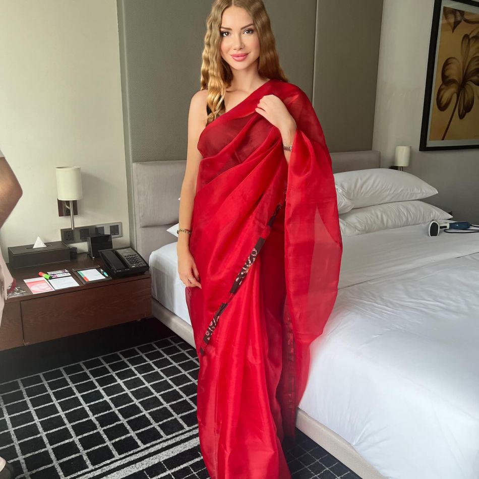 Otilia Bilionera, noi detalii despre logodnicul turc: S-a împuşcat în piept...