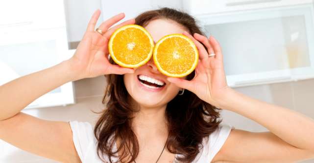 5 alimente benefice pentru ochi recomandate de Dr. Oz