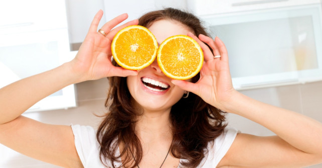 5 alimente benefice pentru ochi recomandate de Dr. Oz