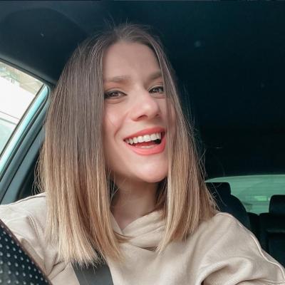 Tily Niculae, actriță și mamă: Povestea din spatele reflectoarelor