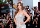 Barbara Palvin, apariție spectaculoasă la Victoria’s Secret, la doar șase săptămâni după ce a devenit mamă