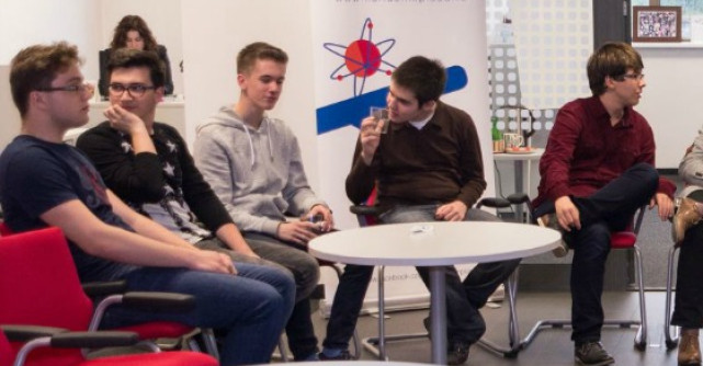 Elevii romani au castigat 15 medalii la Olimpiadele Internationale de Informatica, Matematica si Fizica