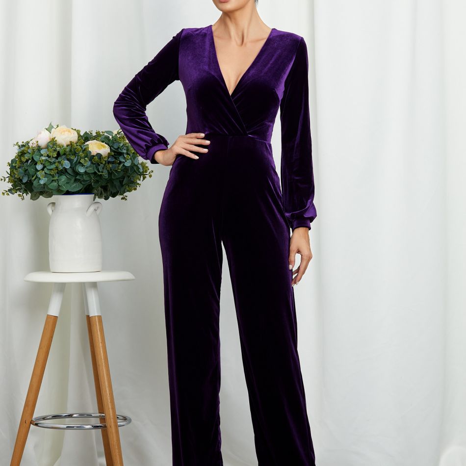 Rochii si salopete de Revelion sub 400 de lei. Ținute spectaculoase pentru noaptea dintre ani