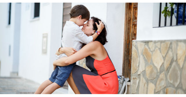  Intr-o seara mama a venit foarte trista si obosita de la munca. Ce a urmat? INCREDIBIL