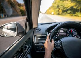 Cum să transformi condusul zilnic într-un obicei cât mai plăcut