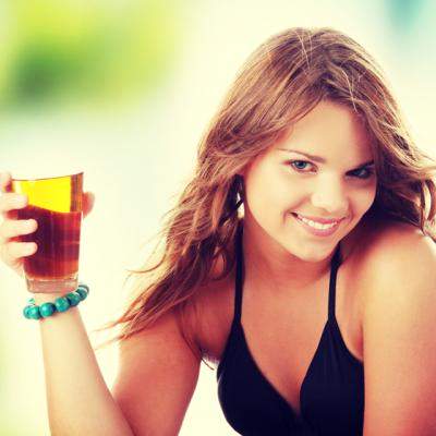 10 Ceaiuri de SLABIRE de incercat in aceasta primavara