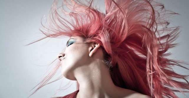5 moduri în care menții culoarea părului tău și 5 greșeli care o distrug