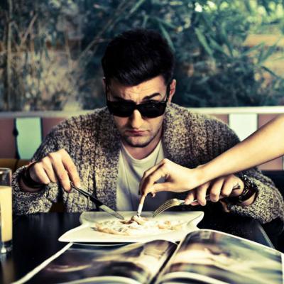 Video: Noul videoclip al lui Smiley este de-a dreptul amuzant!