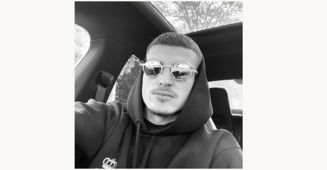 Valentin Mihăilă a devenit tată: fotbalistul și soția lui au adus pe lume un băiețel