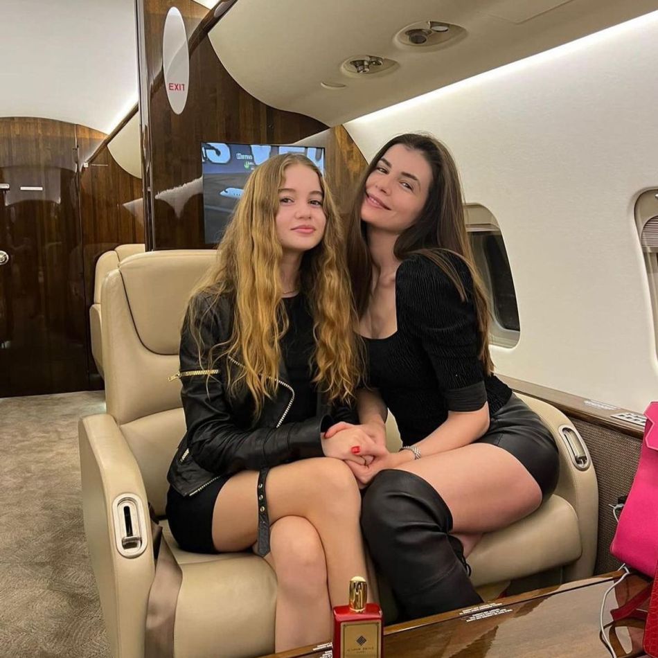 Irina Columbeanu, lăudată la venirea în România pentru aspectul natural: E dulce și e normală...