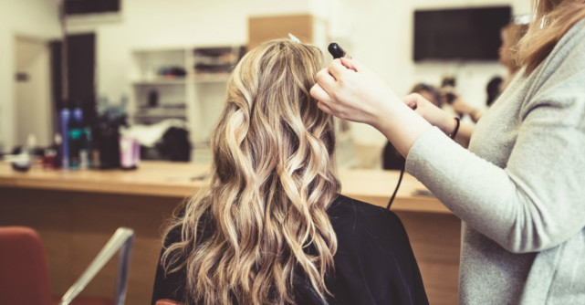 4 Lucruri pe care trebuie sa le stii inainte de a merge la salon pentru o schimbare de look