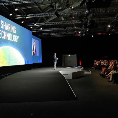 Apel către producătorii de electronice și electrocasnice pentru a reduce consumul de plastic