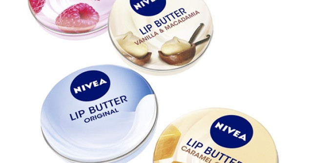 NIVEA Lip Butter: Rasfat delicios pentru un zambet seducator